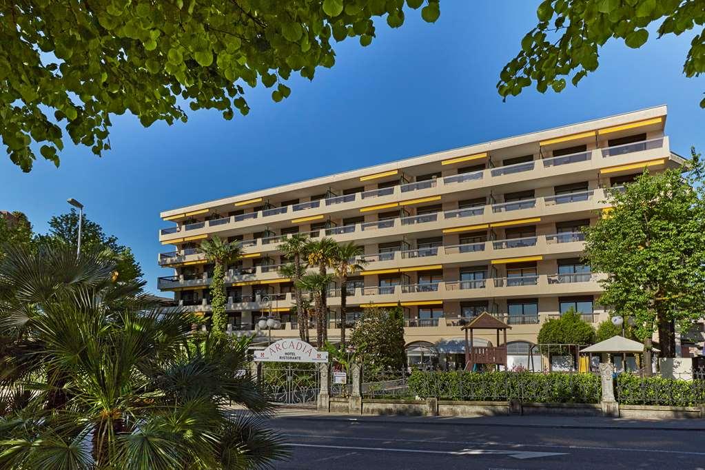 Hotel H4 Arcadia 4*