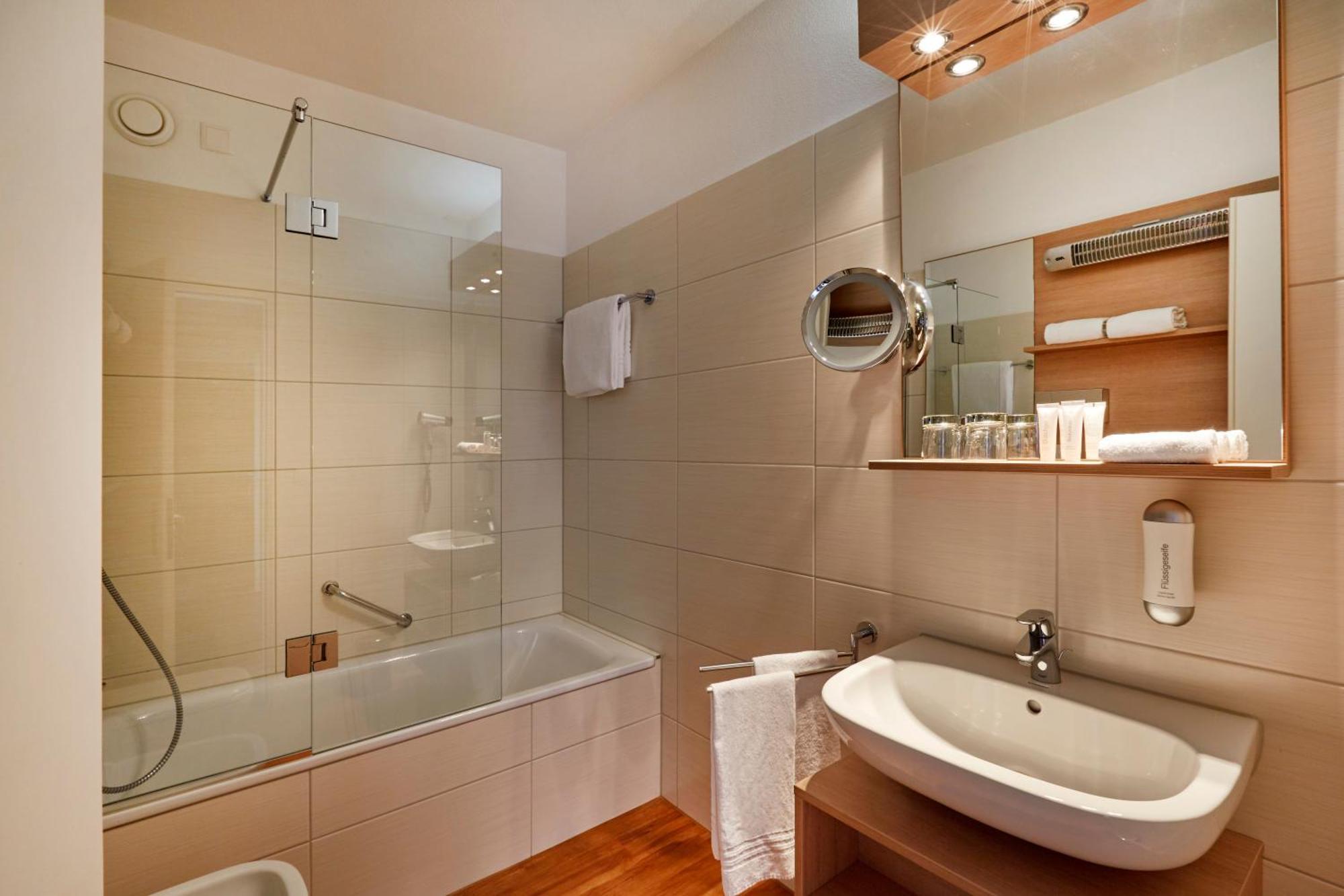 Hotel H4 Arcadia 4*