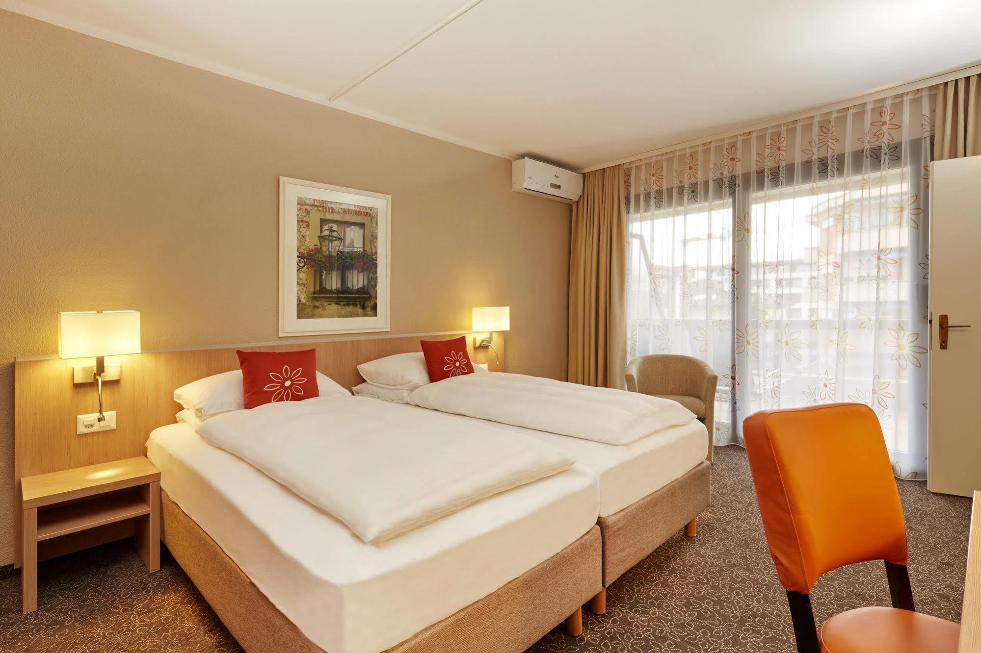 Hotel H4 Arcadia